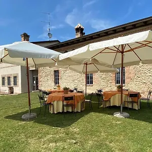 Alloggio per agriturismo Agriturismo La Collina Del Sole, Varano Marchesi